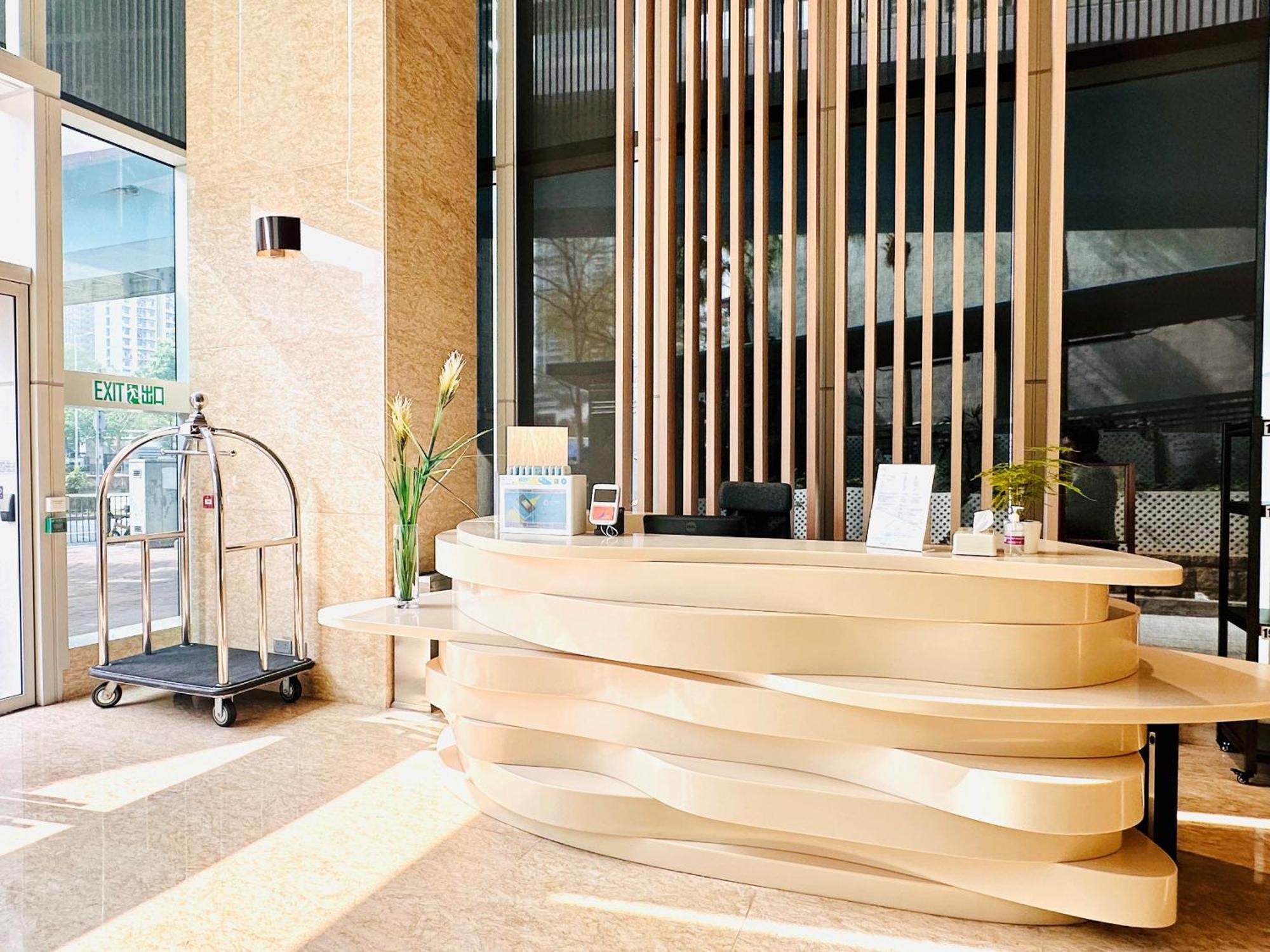 Khách sạn One Dundas 3*